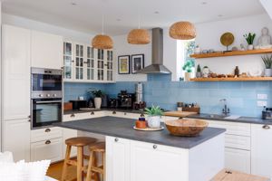 Photo 9- click for photo gallery